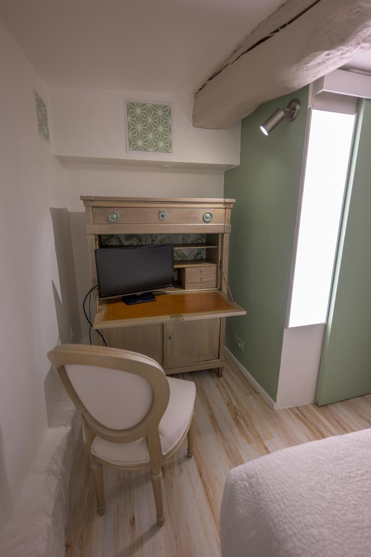 Cosy Flat In The Heart Of Valbonne Village 外观 照片